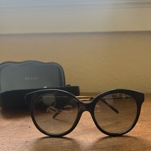 Gucci Black Women's Sunglasses